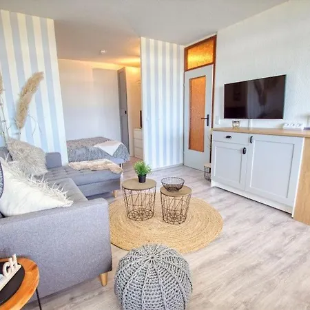- Haus L, App 0l0603 Apartment
