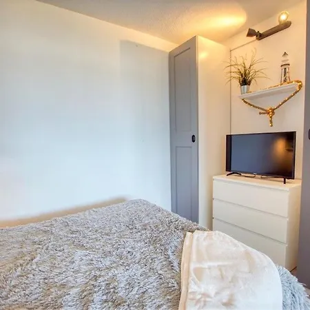 - Haus L, App 0l0603